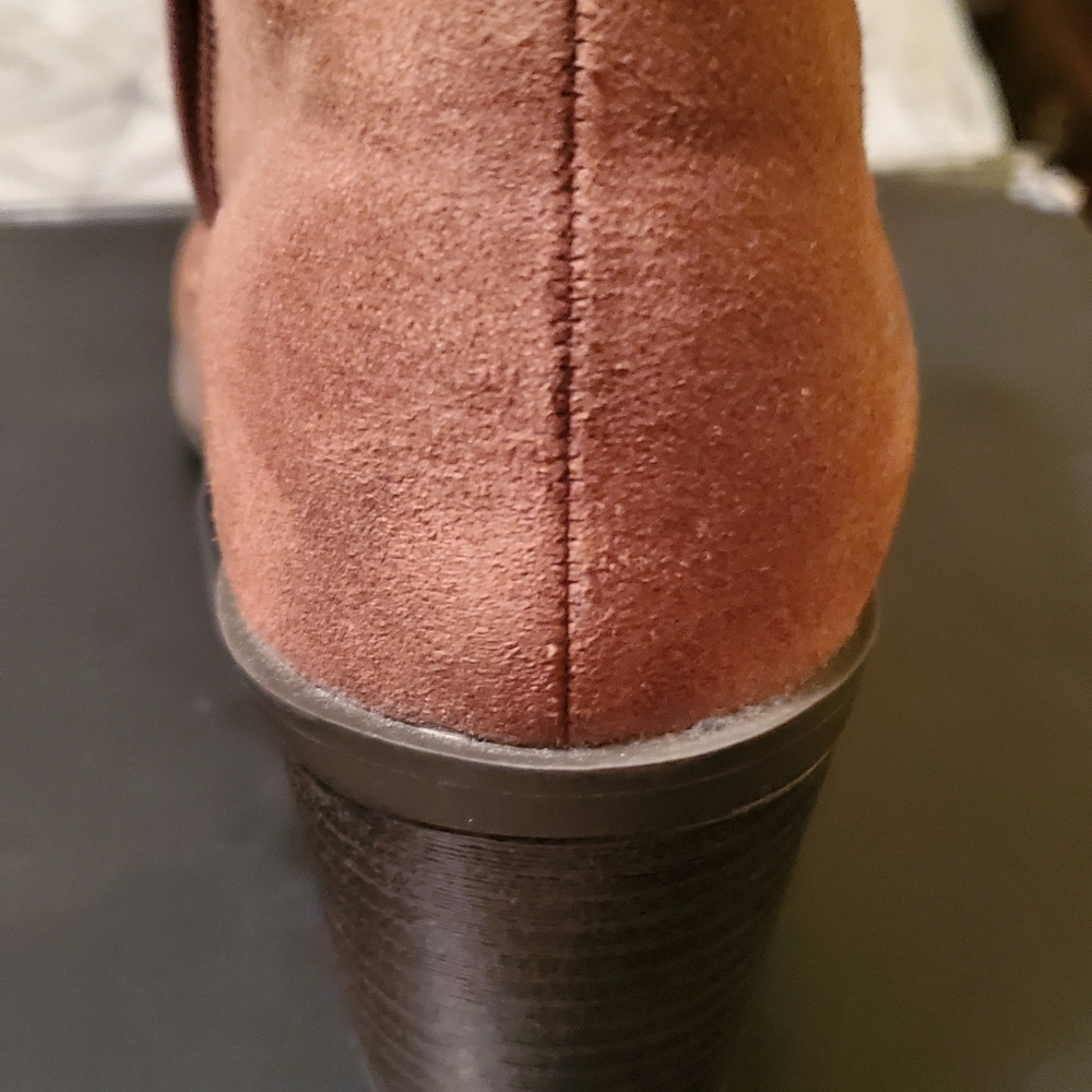 Arizona .Oakes booties